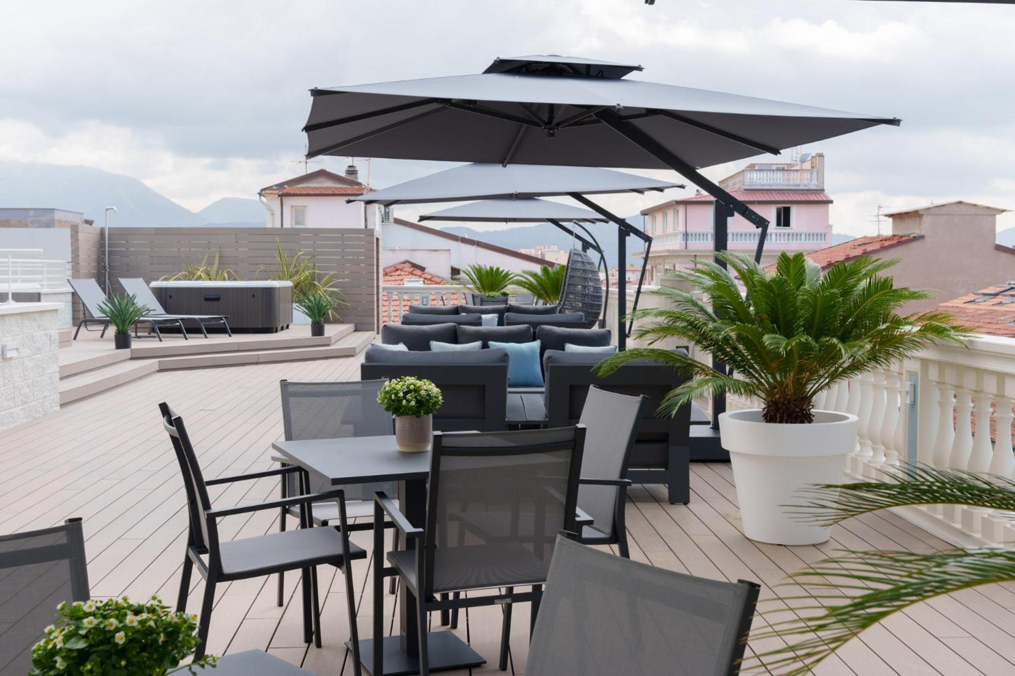VI Suites Viareggio Exteriér fotografie